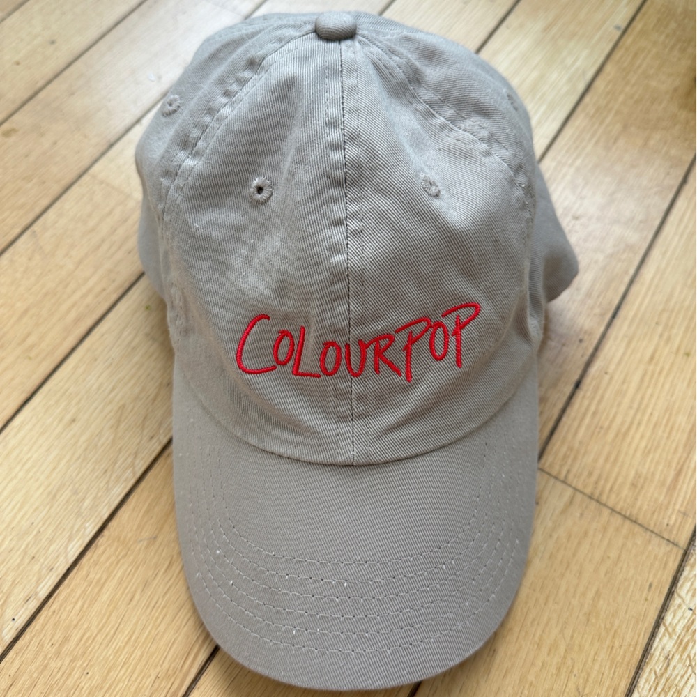 Colourpop hat
